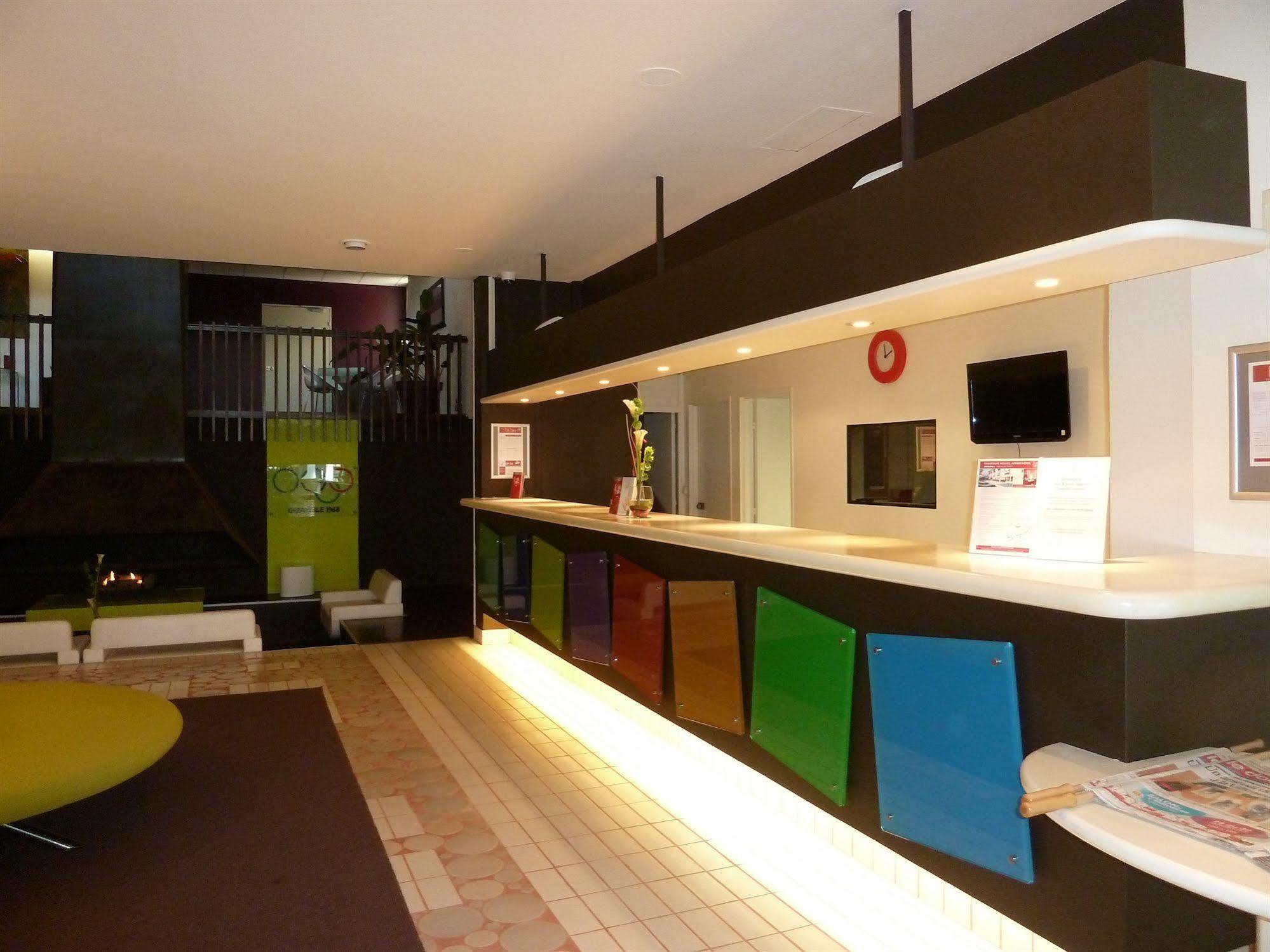 Zenitude Hotel Grenoble Alpexpo מראה חיצוני תמונה